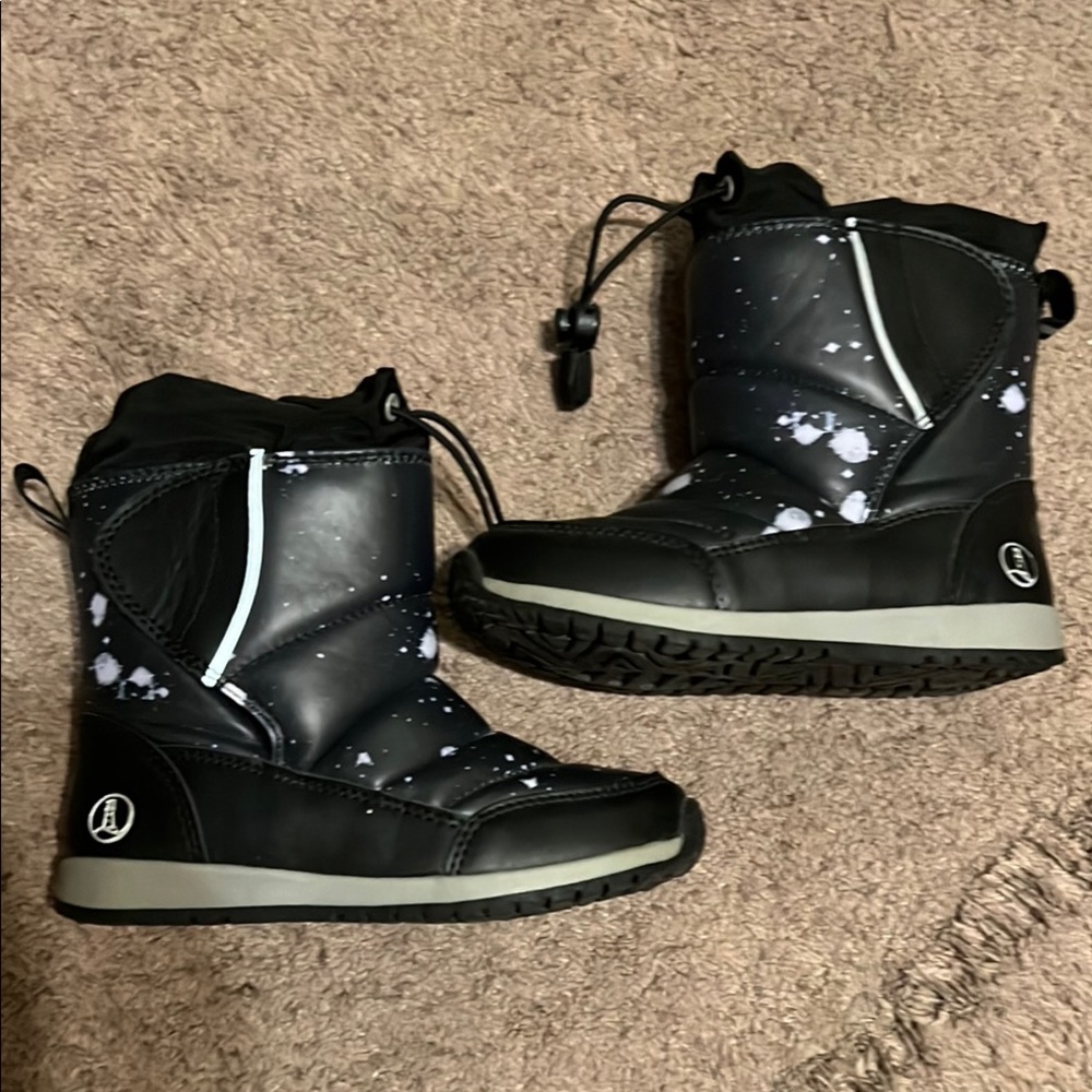 Toddler size 10 lands end snow Boots